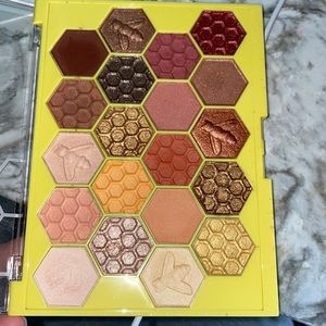 Sugar Rush eyeshadow palette by tarte